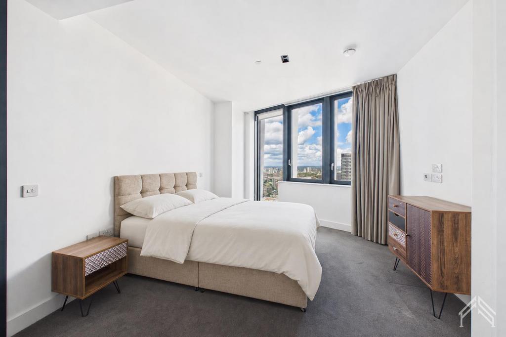 Apartment in London - View 3
