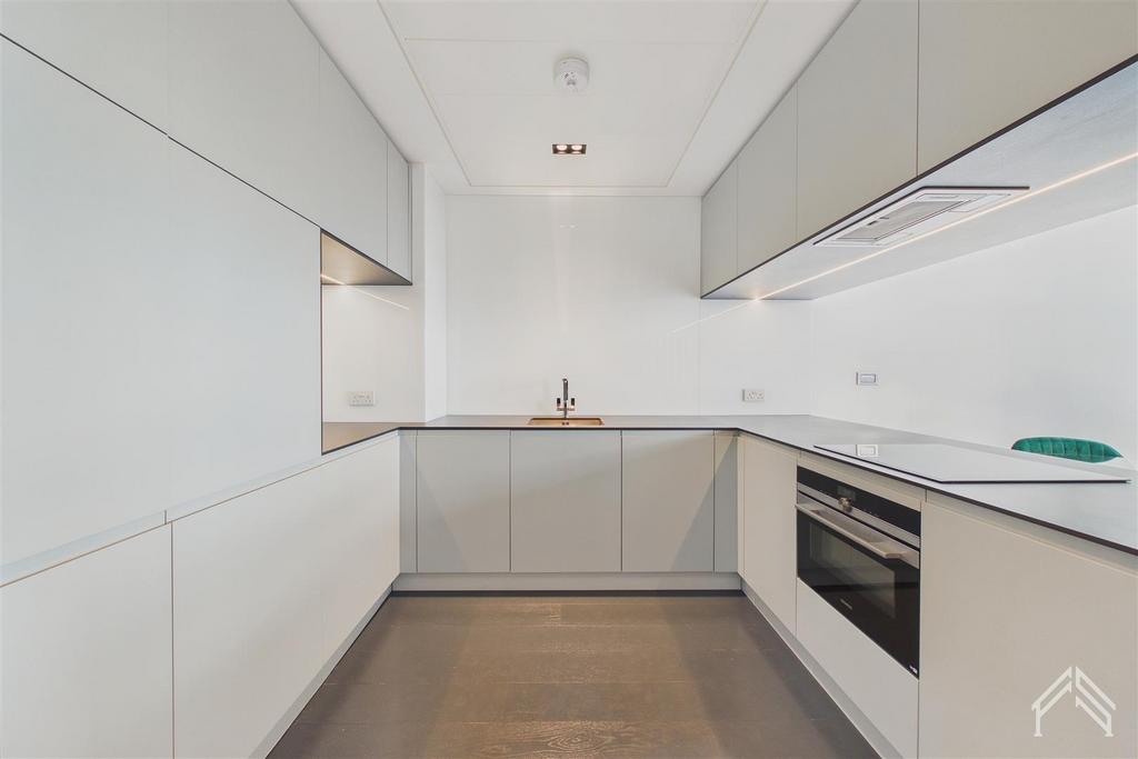 Apartment in London - View 4