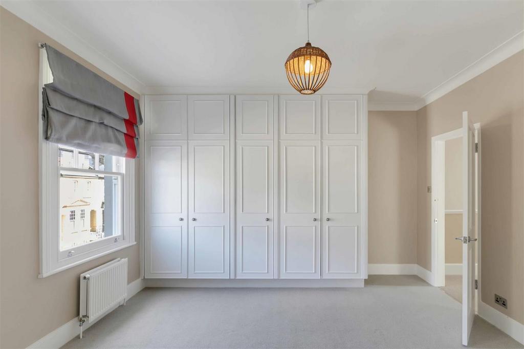 House in London - View 4
