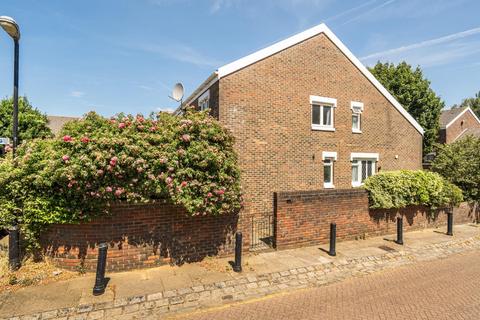 3 bedroom house for sale, Manger Road, London N7
