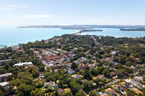 4 bedroom detached house for sale, Moorfields Road, Canford Cliffs, Poole, BH13