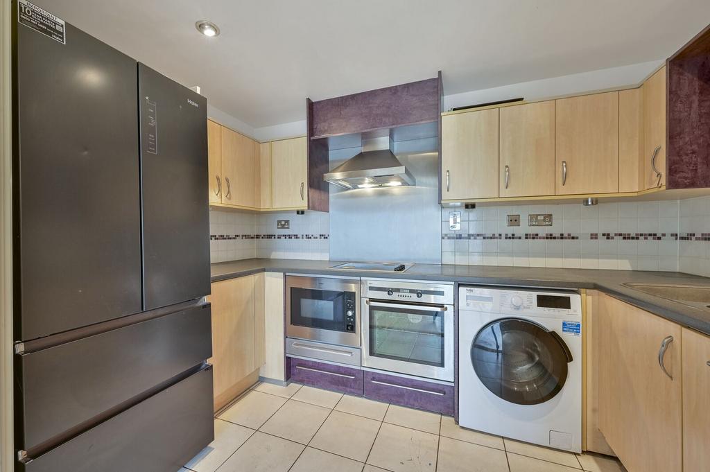 Apartment in London - View 5