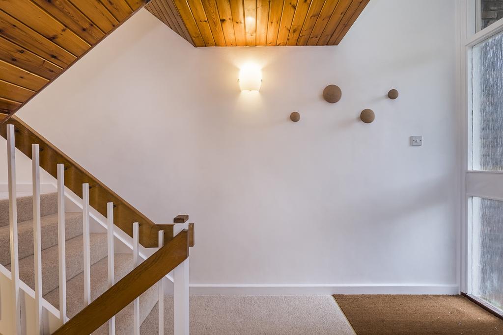 House in Richmond - View 2