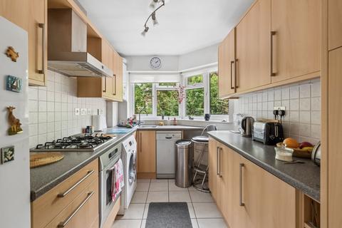 2 bedroom maisonette for sale, Rowland Place, Green Lane, Northwood HA6