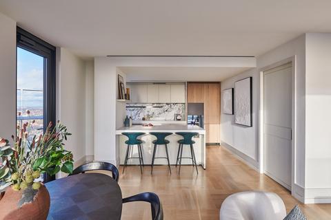3 bedroom penthouse for sale, One Crown Place, Sun Street, London, EC2A