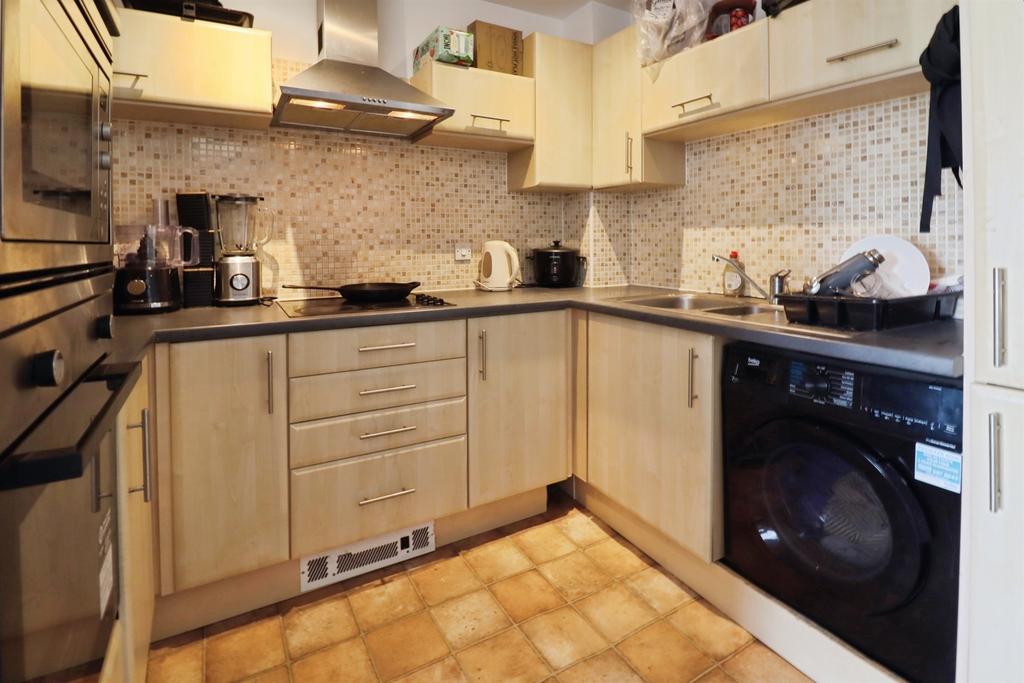 Apartment in Cardiff - View 4