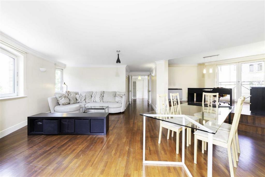 Apartment in London - View 3