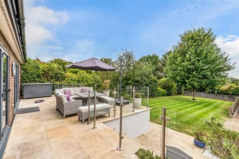4 bedroom detached house for sale, Shere Avenue, Cheam, SM2