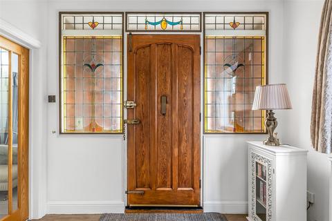 4 bedroom detached house for sale, Shere Avenue, Cheam, SM2