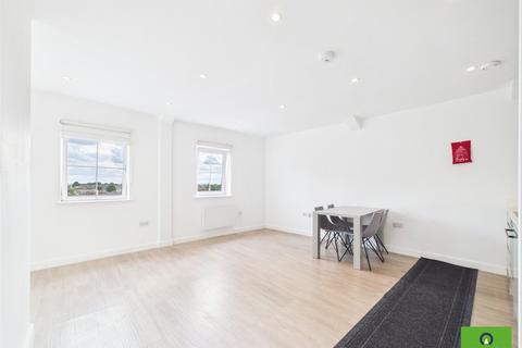 1 bedroom flat to rent, High Street, Hornchurch RM12
