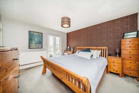 undefined, Lynton Road, New Malden KT3
