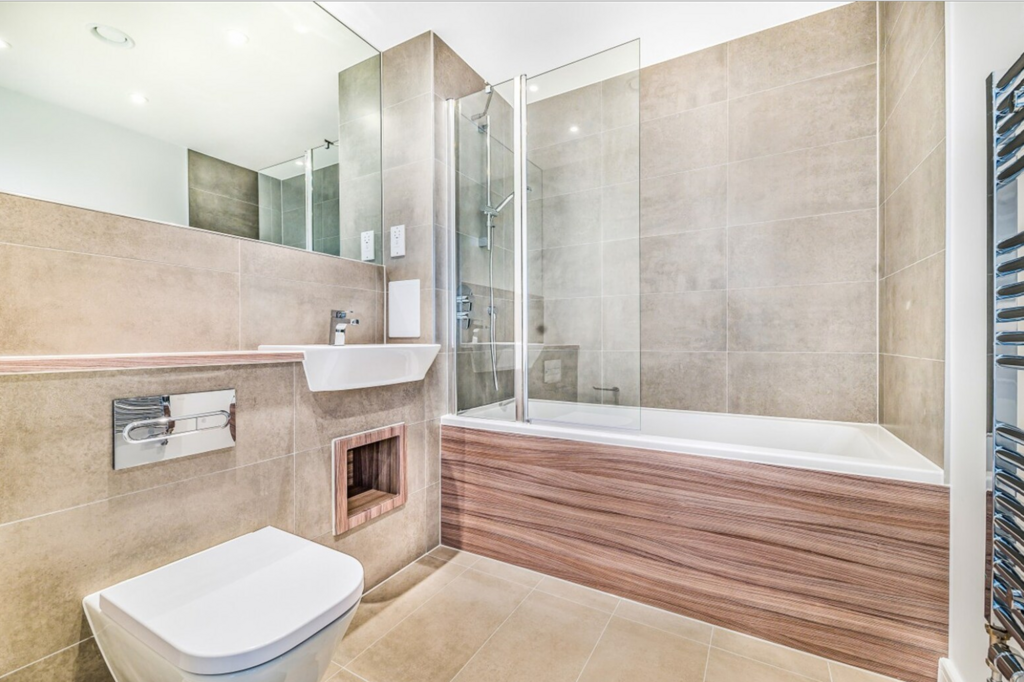Apartment in Barking - View 4