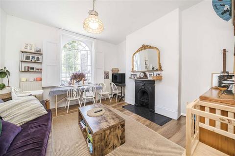 3 bedroom house for sale, Shepherdess Walk, London N1