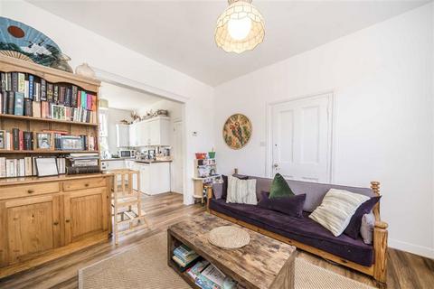 3 bedroom house for sale, Shepherdess Walk, London N1