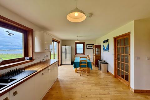 3 bedroom detached bungalow to rent, Ness Point House, Dunnet, Thurso, Highland. KW14 8YD