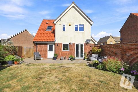 3 bedroom detached house for sale, Boyd Court, Wickford, Essex, SS12