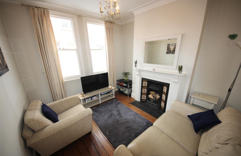 House in York - View 2