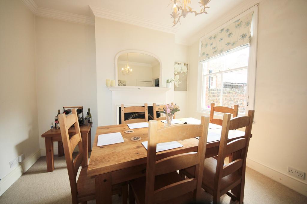 House in York - View 3