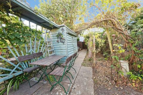 2 bedroom terraced house for sale, Abbey Street, Faversham