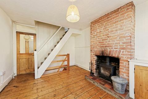 2 bedroom terraced house for sale, Abbey Street, Faversham