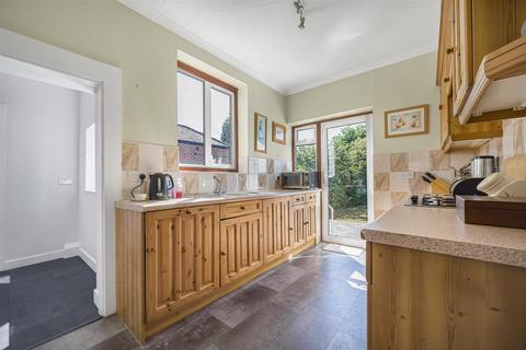 4 bedroom semi-detached house for sale, Hayes Lane, Hayes BR2