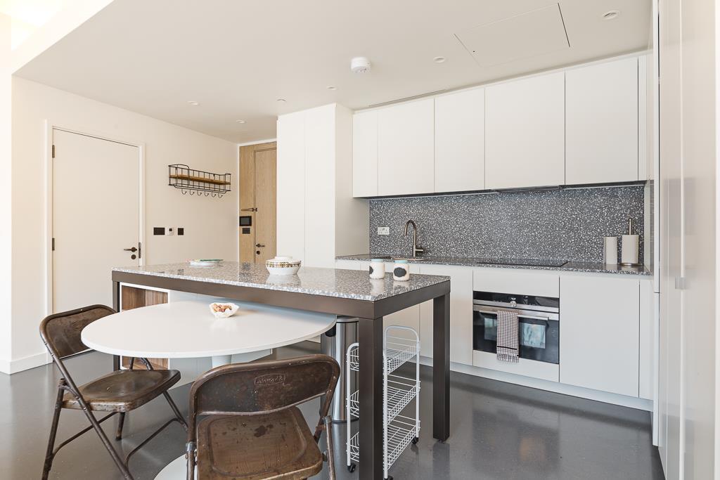 Apartment in London - View 4