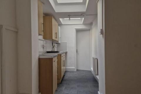 2 bedroom flat to rent, East Dulwich Grove, London, London, SE22