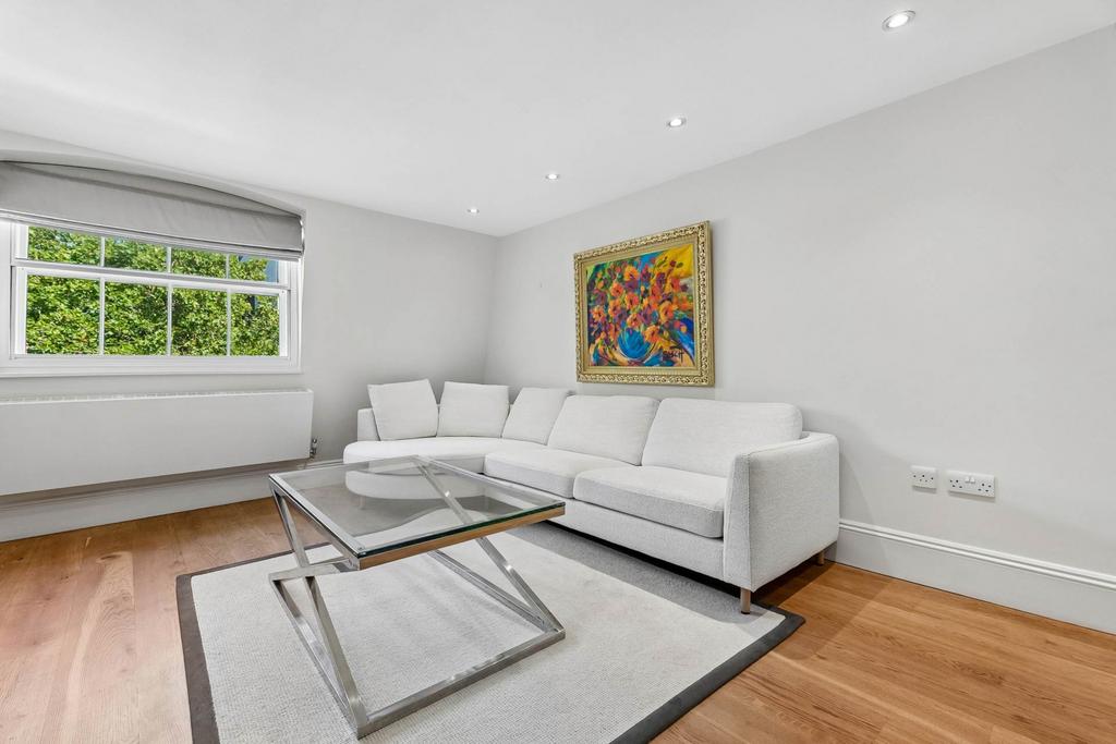 Apartment in London - View 3