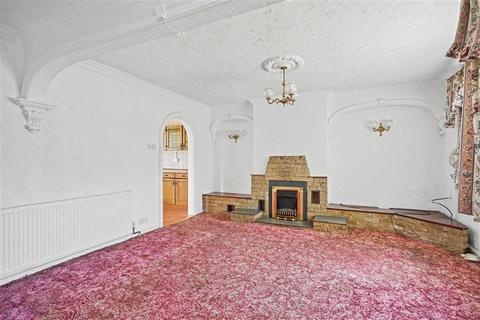 3 bedroom end of terrace house for sale, Birch Grove, Birchmoor, TAMWORTH