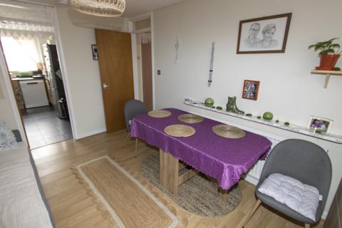 1 bedroom flat for sale, Stockwell Grove, Wrexham LL13