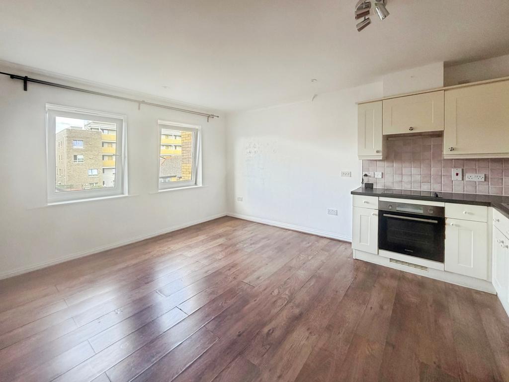 Apartment in London - View 2