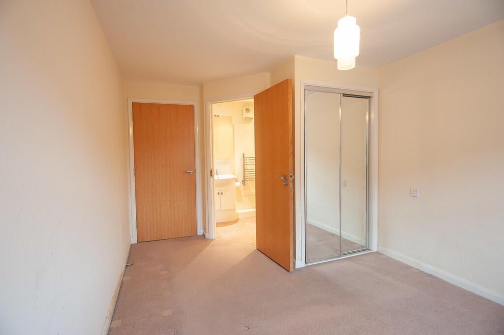 Apartment in York - View 3