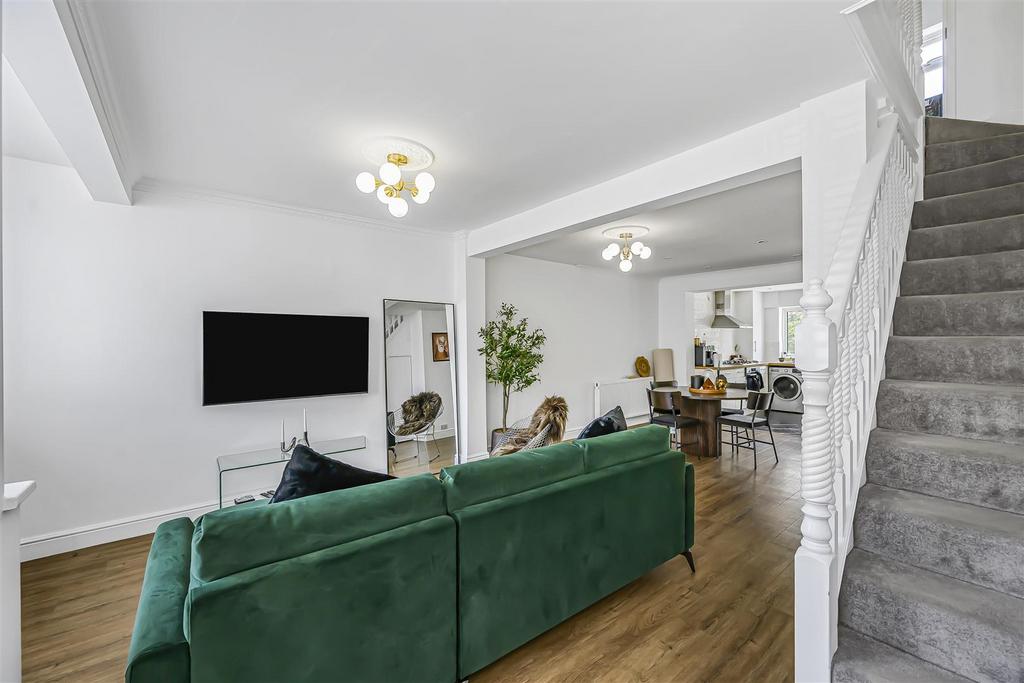 House in Woodford Green - View 4