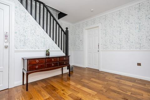 4 bedroom end of terrace house for sale, Maynard Avenue, Margate, CT9