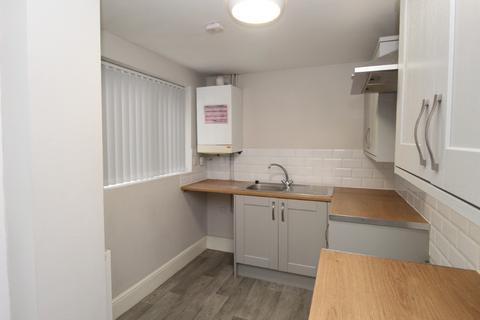 3 bedroom terraced house to rent, Essex Street, Ilkeston DE7