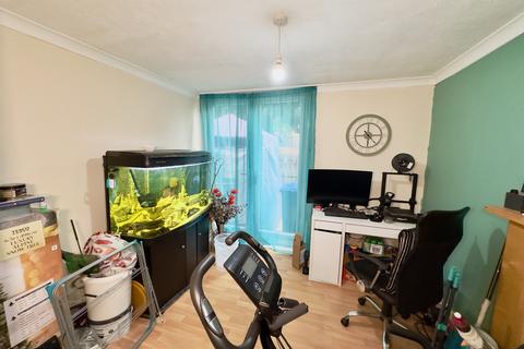 3 bedroom flat for sale, Stafford Place, Peterlee SR8
