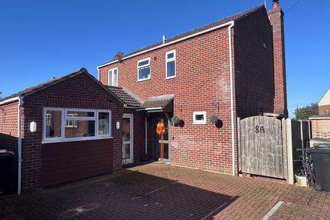 4 bedroom detached house for sale, Perry Close, Haddenham, Ely