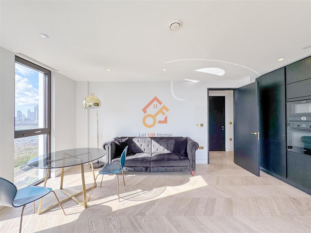 Apartment in London - View 3
