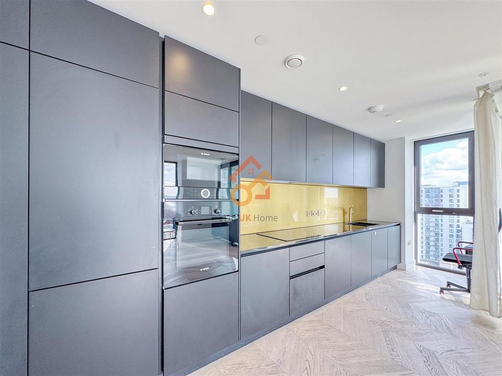 Apartment in London - More