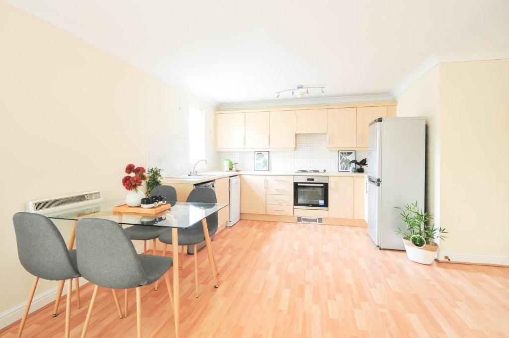 Apartment in Manchester - View 5