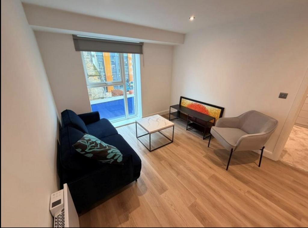 Apartment in LEEDS - View 2