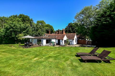 3 bedroom bungalow for sale, Shendish, Hemel Hempstead, HP3