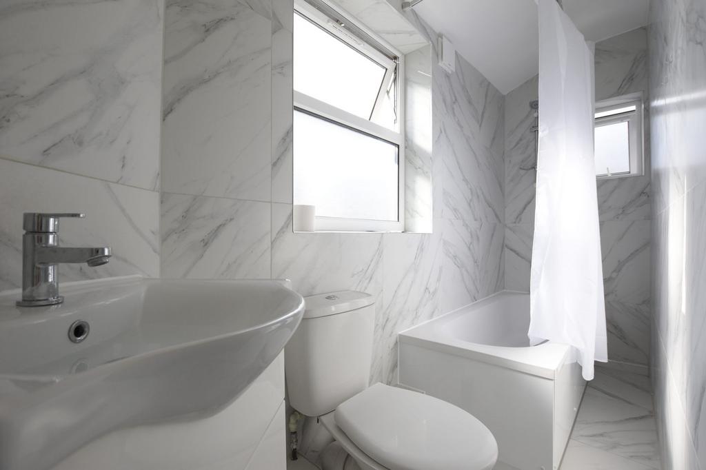 Apartment in London - View 3