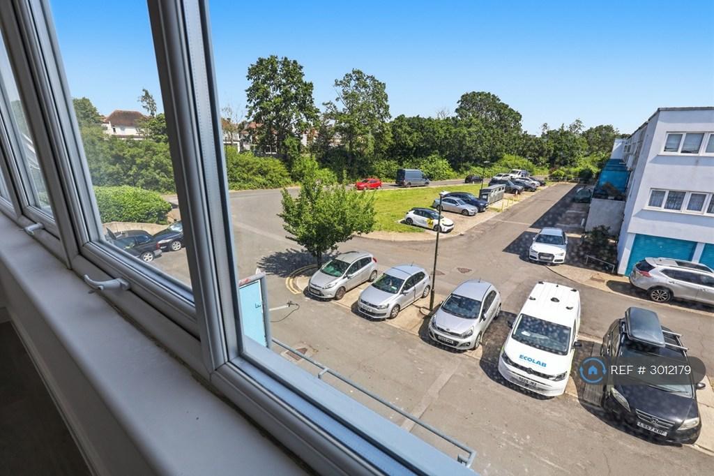 House in Mitcham - View 5