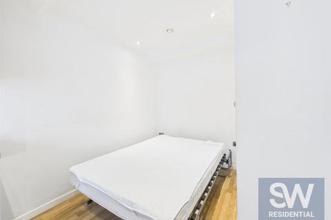 1 bed house for rent in Wellington Street, Leeds