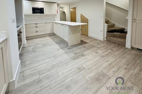 2 bedroom flat to rent, Worcester Street, West Midlands DY8