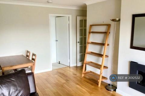 undefined, Queens Court, Perth, PH2
