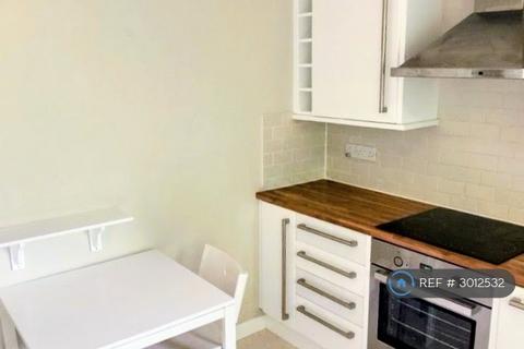 undefined, Queens Court, Perth, PH2