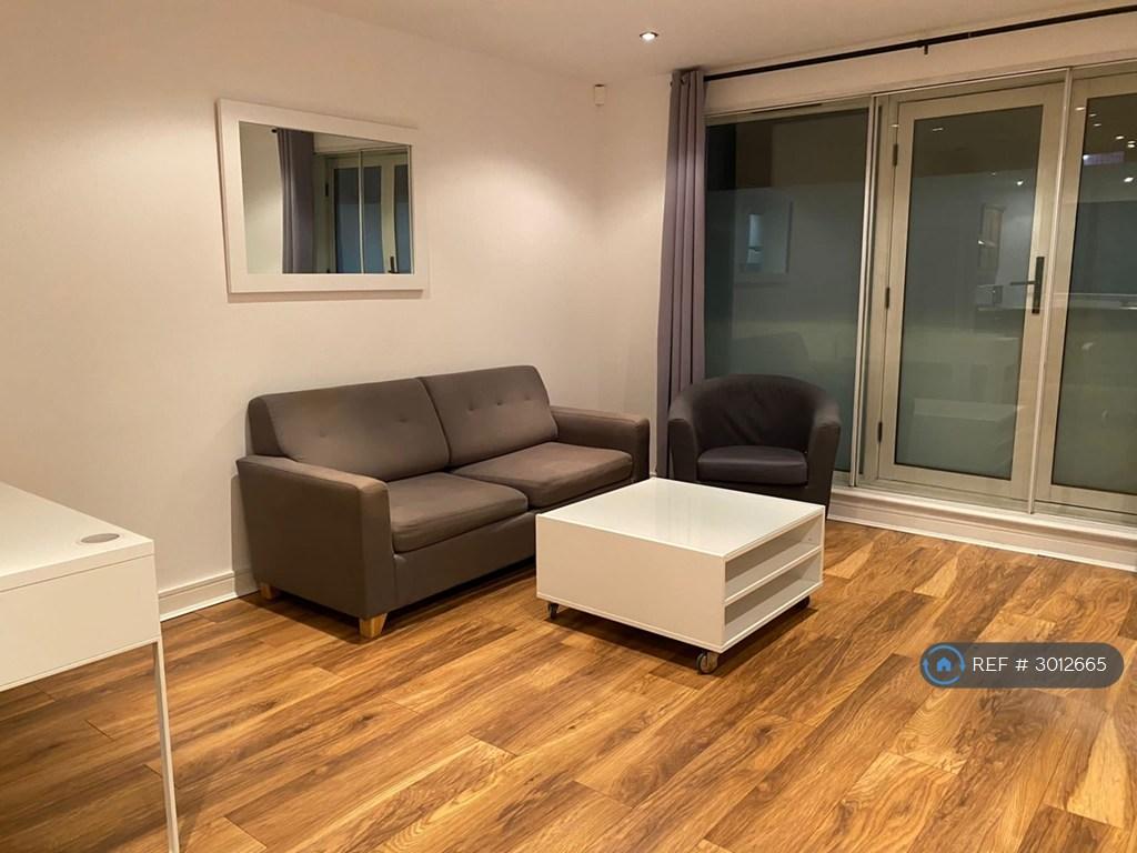Apartment in London - View 2