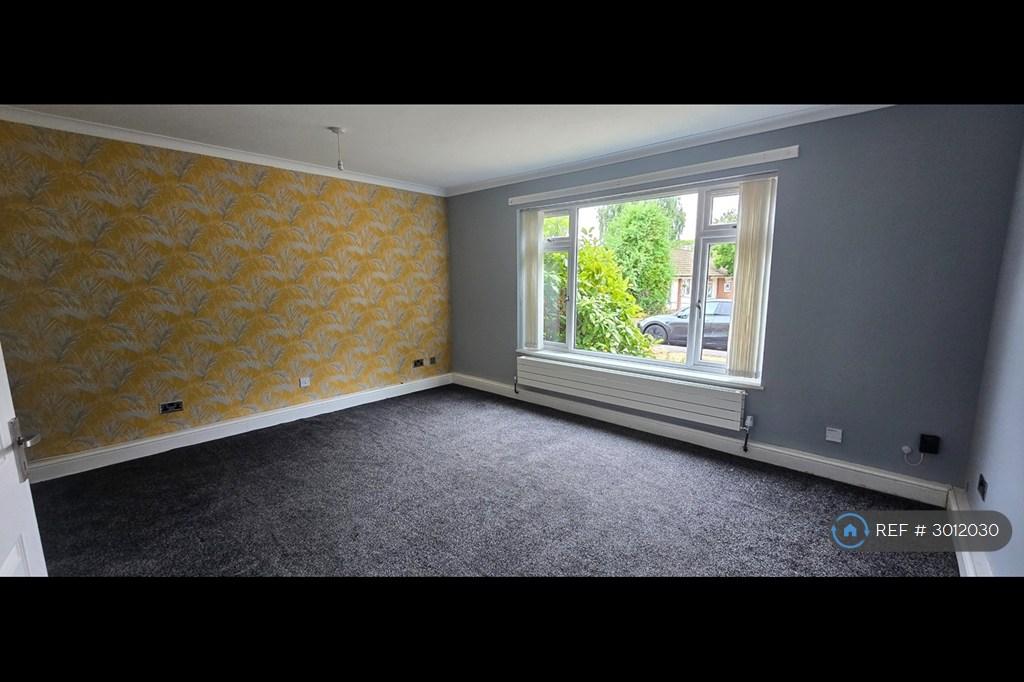 Apartment in Solihull - View 2